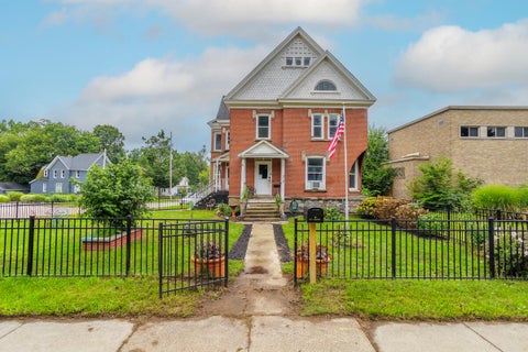 Photo for 312 Capital Avenue NE