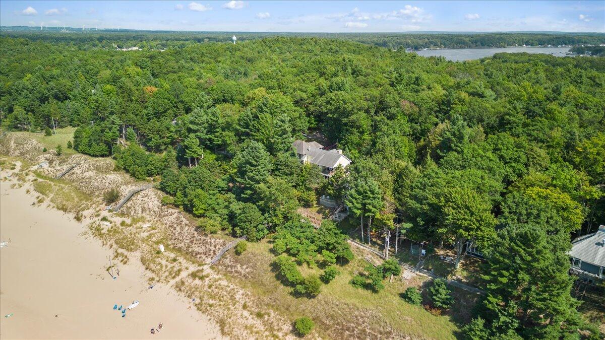 876 S Beach