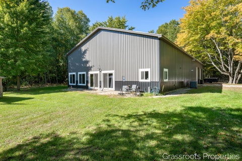 Photo for 13855 Lincoln Lake Avenue NE