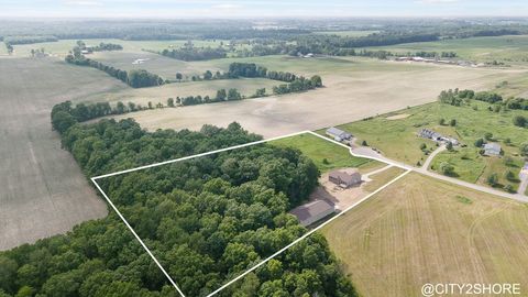 Photo of 3905 Sunset View, Wayland, MI 49348 (MLS # 25029639)