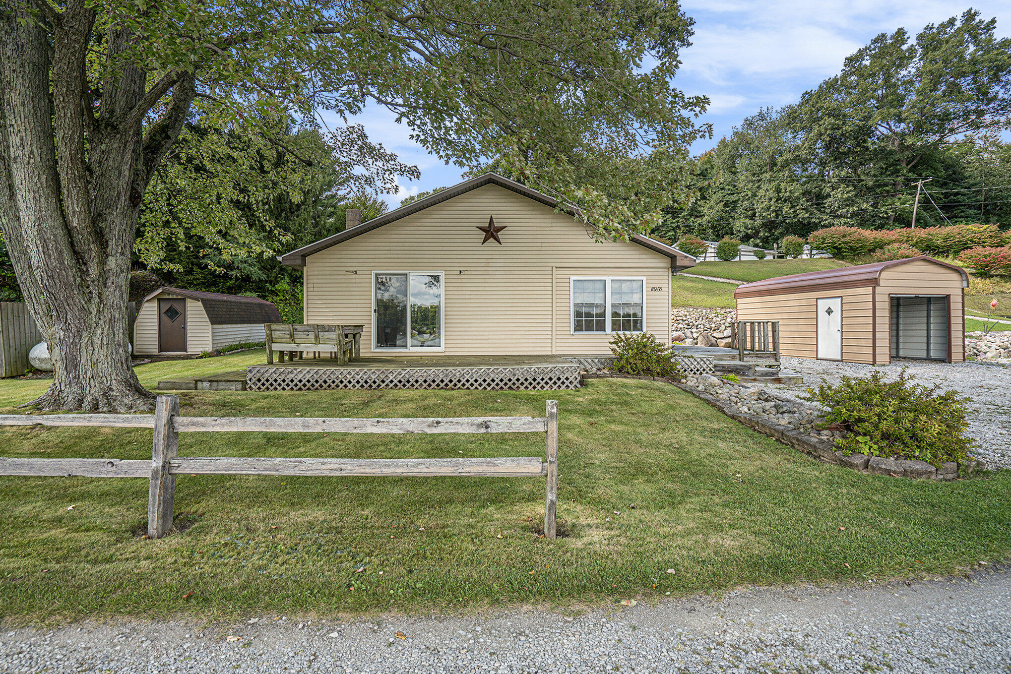 Sturgis, Michigan 49091, United States, 1 Bedroom Bedrooms, ,1 BathroomBathrooms,Residential,Pending,205274