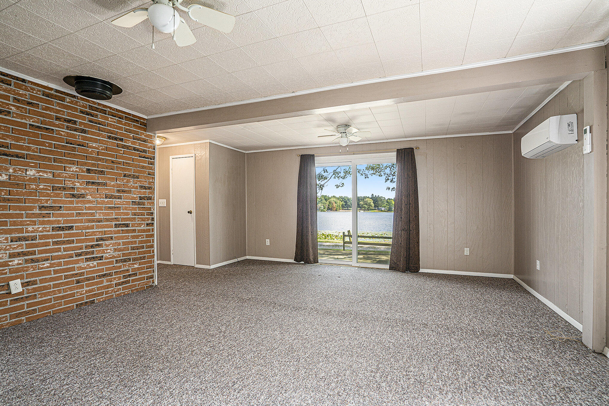 Sturgis, Michigan 49091, United States, 1 Bedroom Bedrooms, ,1 BathroomBathrooms,Residential,Pending,205274