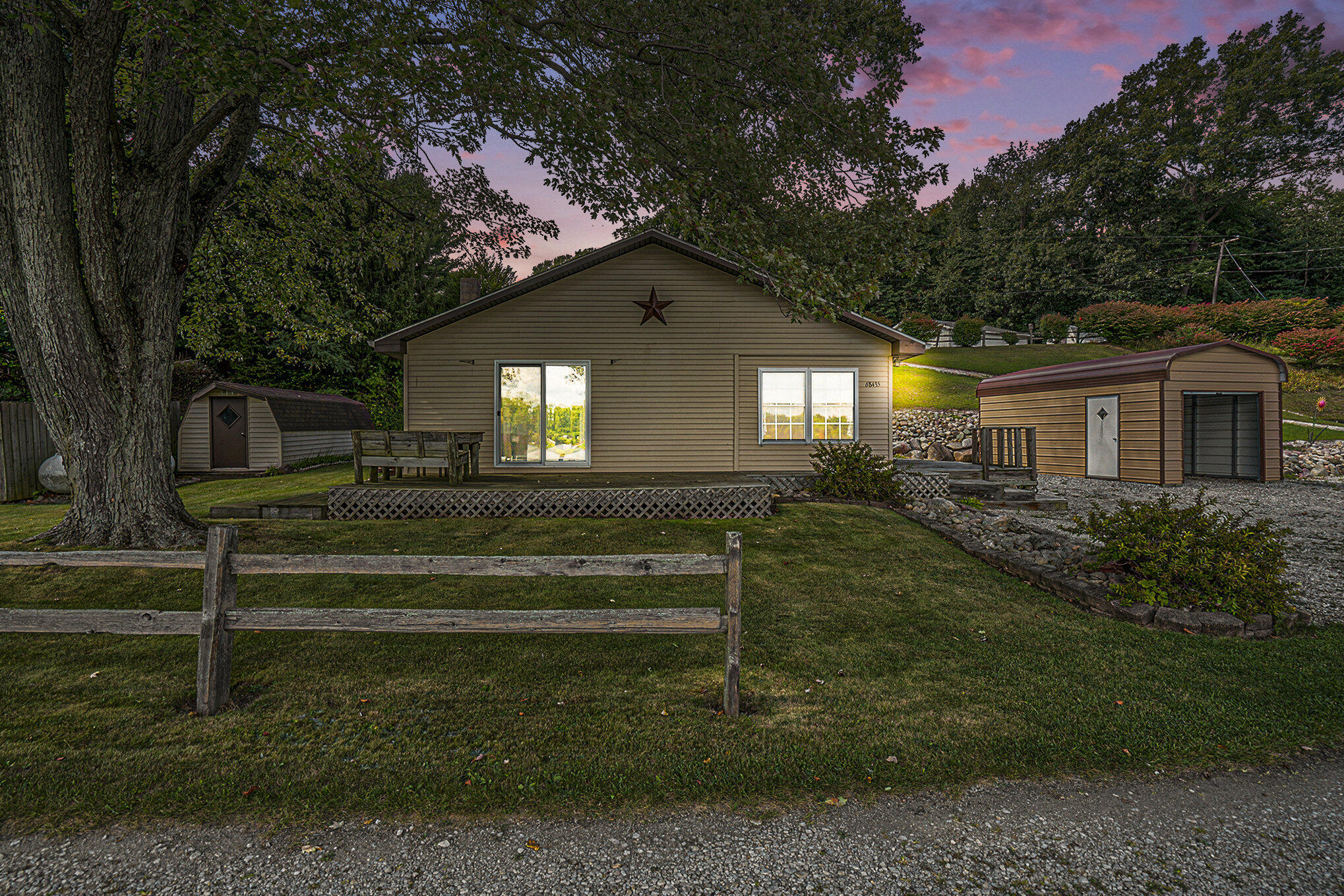 Sturgis, Michigan 49091, United States, 1 Bedroom Bedrooms, ,1 BathroomBathrooms,Residential,Pending,205274