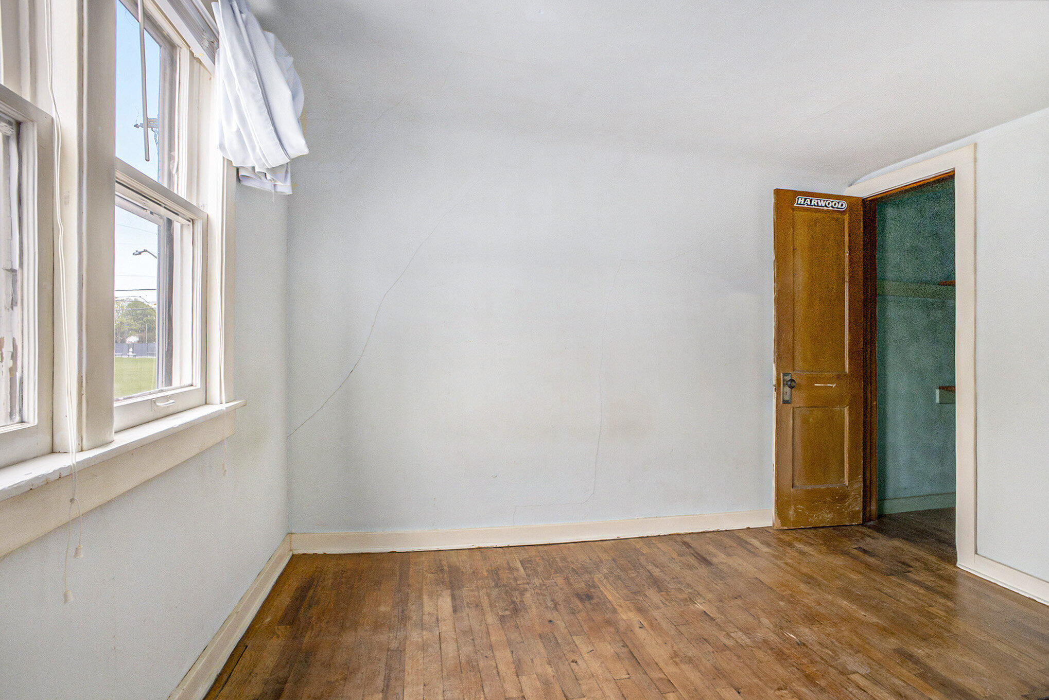 Hudsonville, Michigan 49426, United States, 4 Bedrooms Bedrooms, ,1 BathroomBathrooms,Residential,Pending,127238