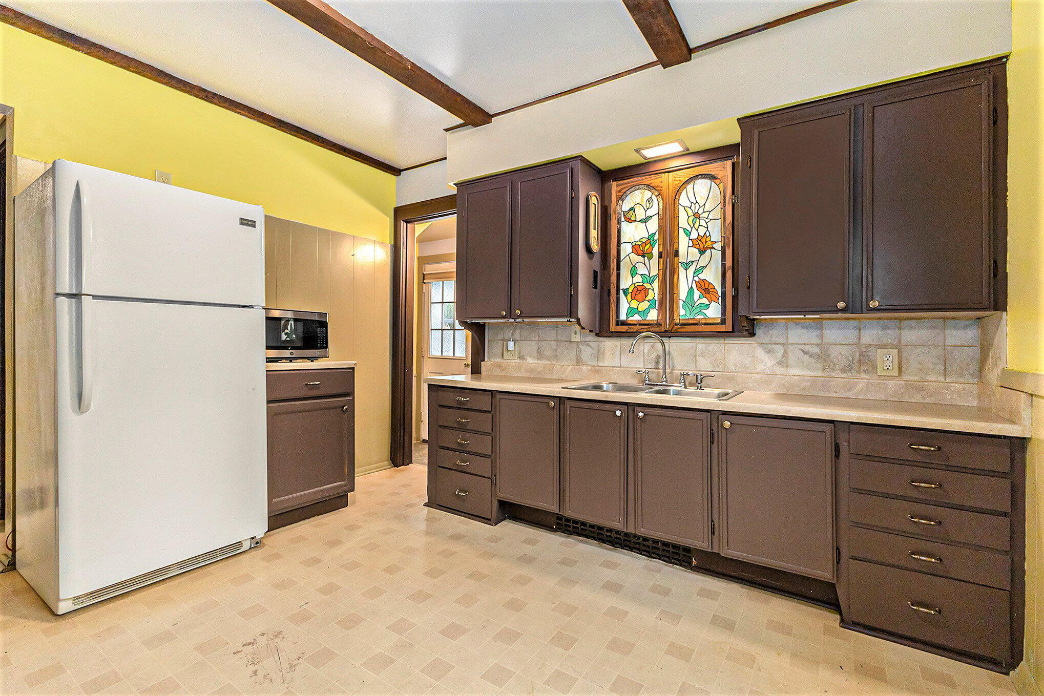 Hudsonville, Michigan 49426, United States, 4 Bedrooms Bedrooms, ,1 BathroomBathrooms,Residential,Pending,127238