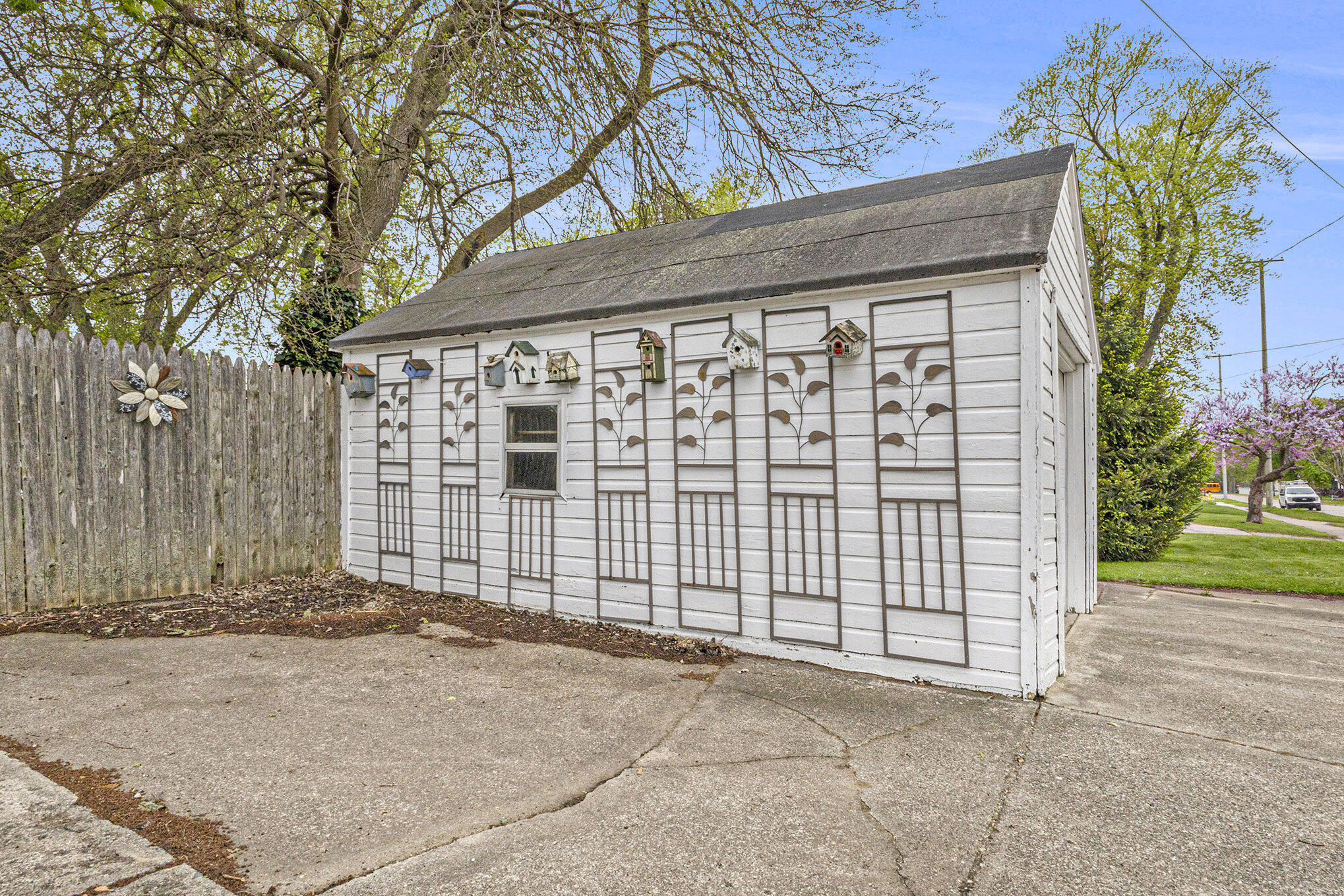 Hudsonville, Michigan 49426, United States, 4 Bedrooms Bedrooms, ,1 BathroomBathrooms,Residential,Pending,127238