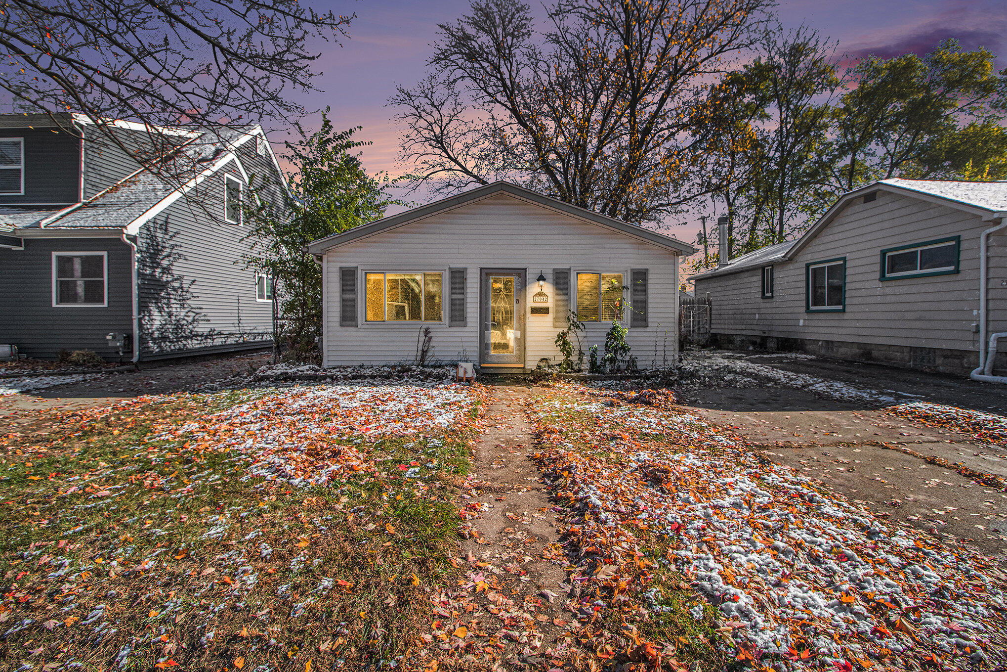 27042 Brettonwoods Street