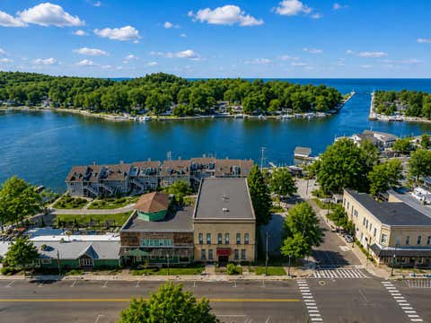 Photo of 327 S Hancock Street, Pentwater, MI 49449 (MLS # 25062270)