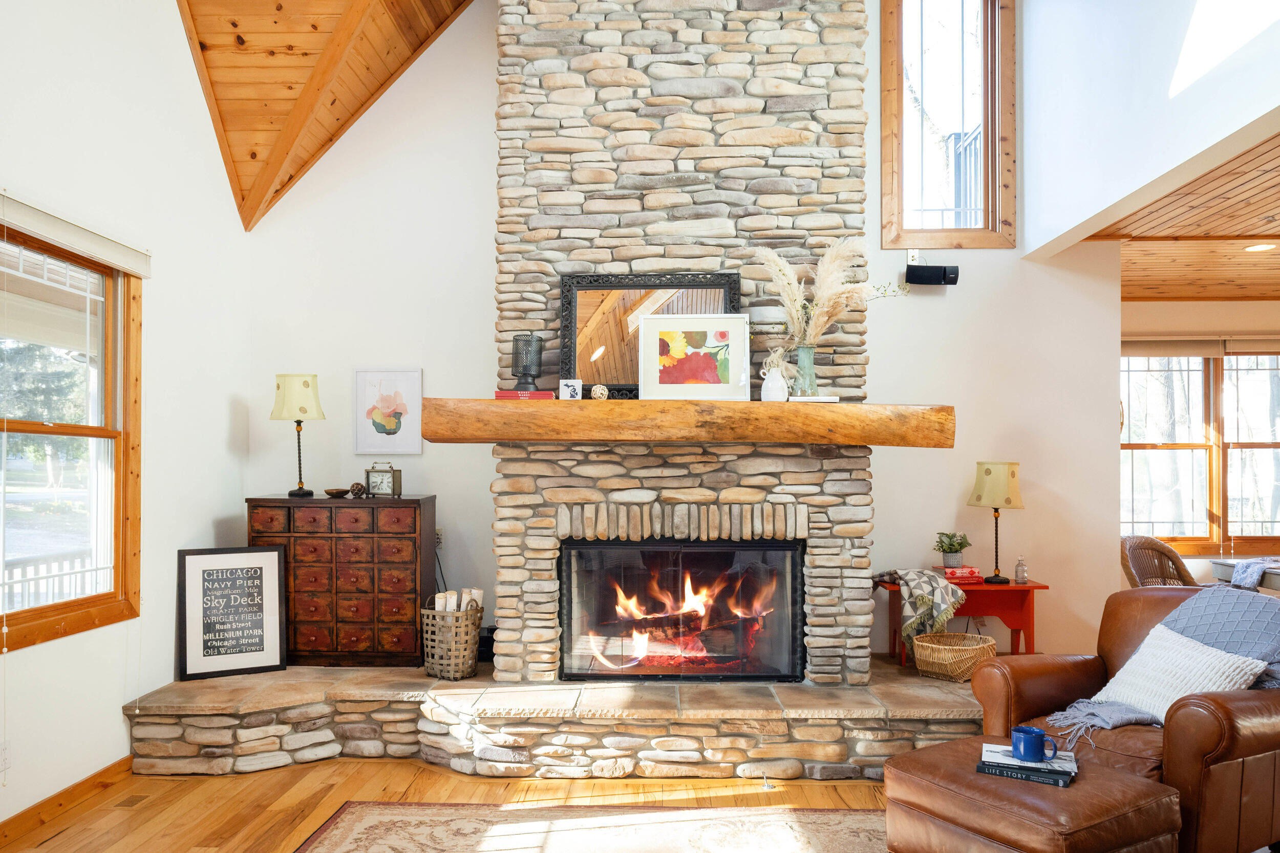16456 Lakeshore Road