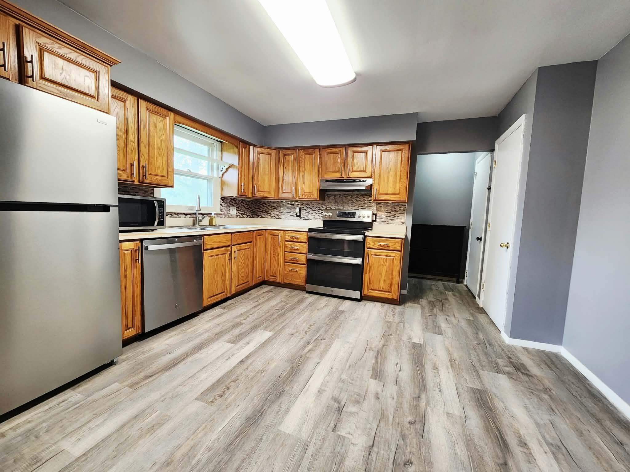 2559 Dorvin Drive - Photo 4