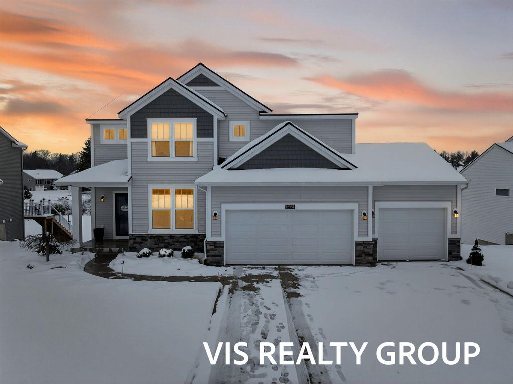 Photo of 12965 Pine Glen Drive, Grand Haven, MI 49417 (MLS # 25060662)