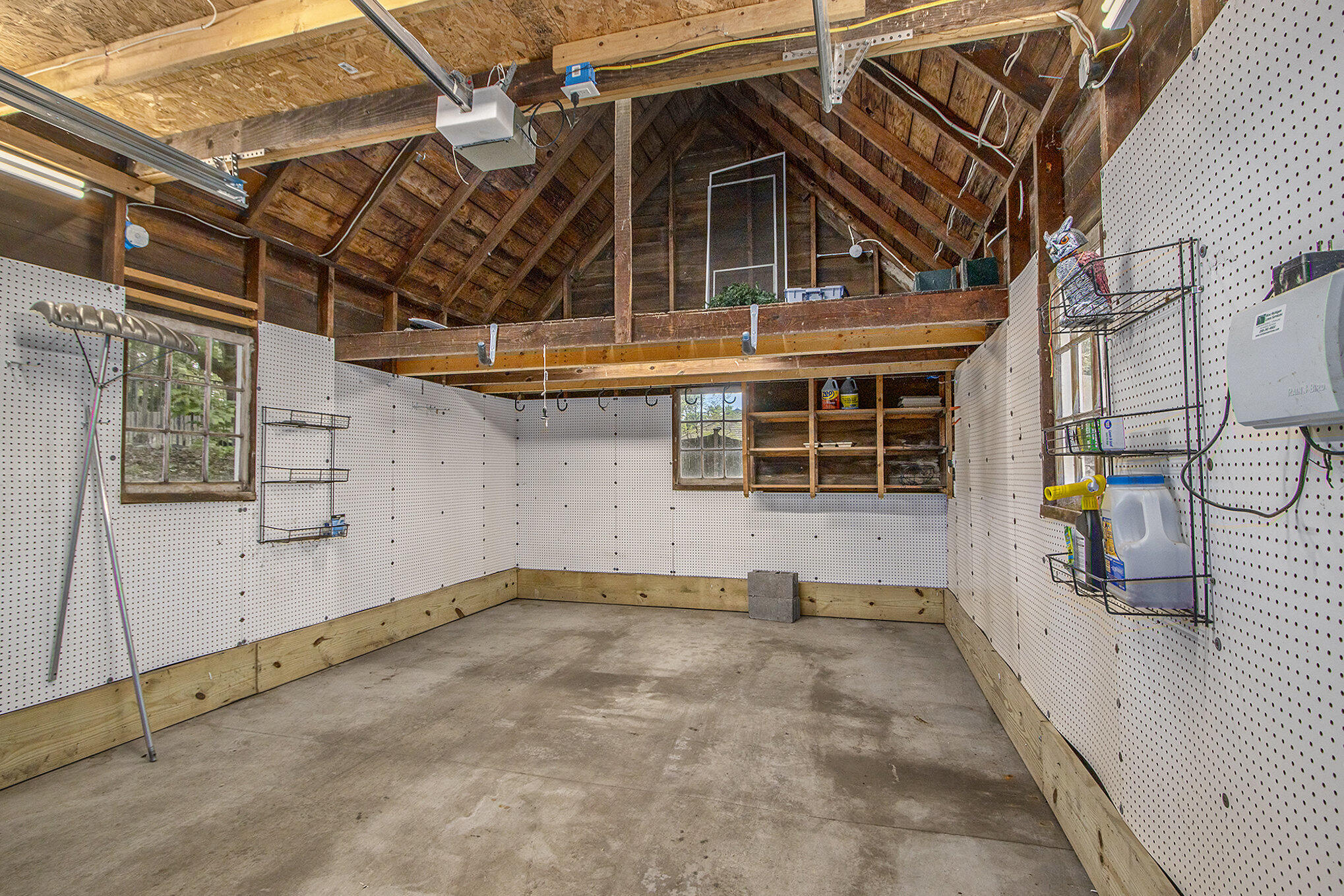 Kalamazoo, Michigan 49008, United States, 4 Bedrooms Bedrooms, ,3 BathroomsBathrooms,Residential,Active,133524