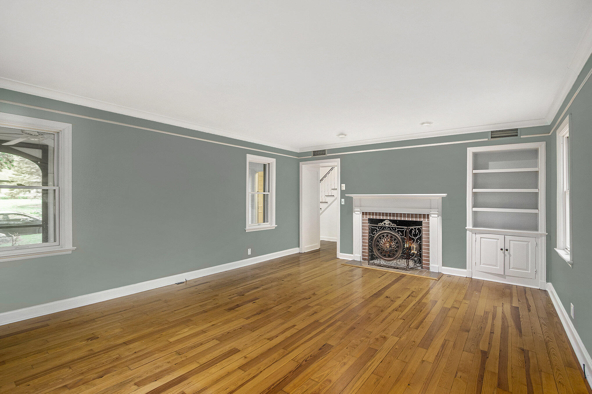 Kalamazoo, Michigan 49008, United States, 4 Bedrooms Bedrooms, ,3 BathroomsBathrooms,Residential,Active,133524