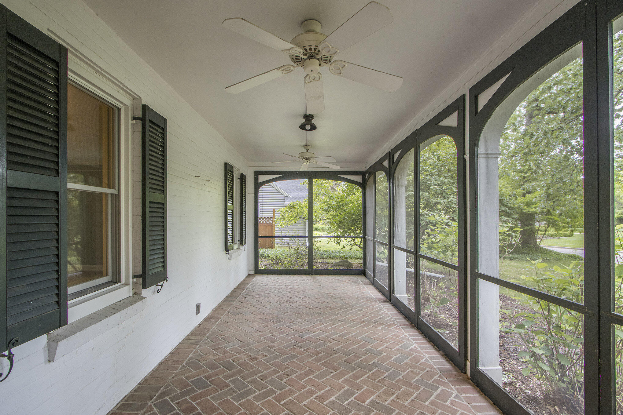 Kalamazoo, Michigan 49008, United States, 4 Bedrooms Bedrooms, ,3 BathroomsBathrooms,Residential,Active,133524