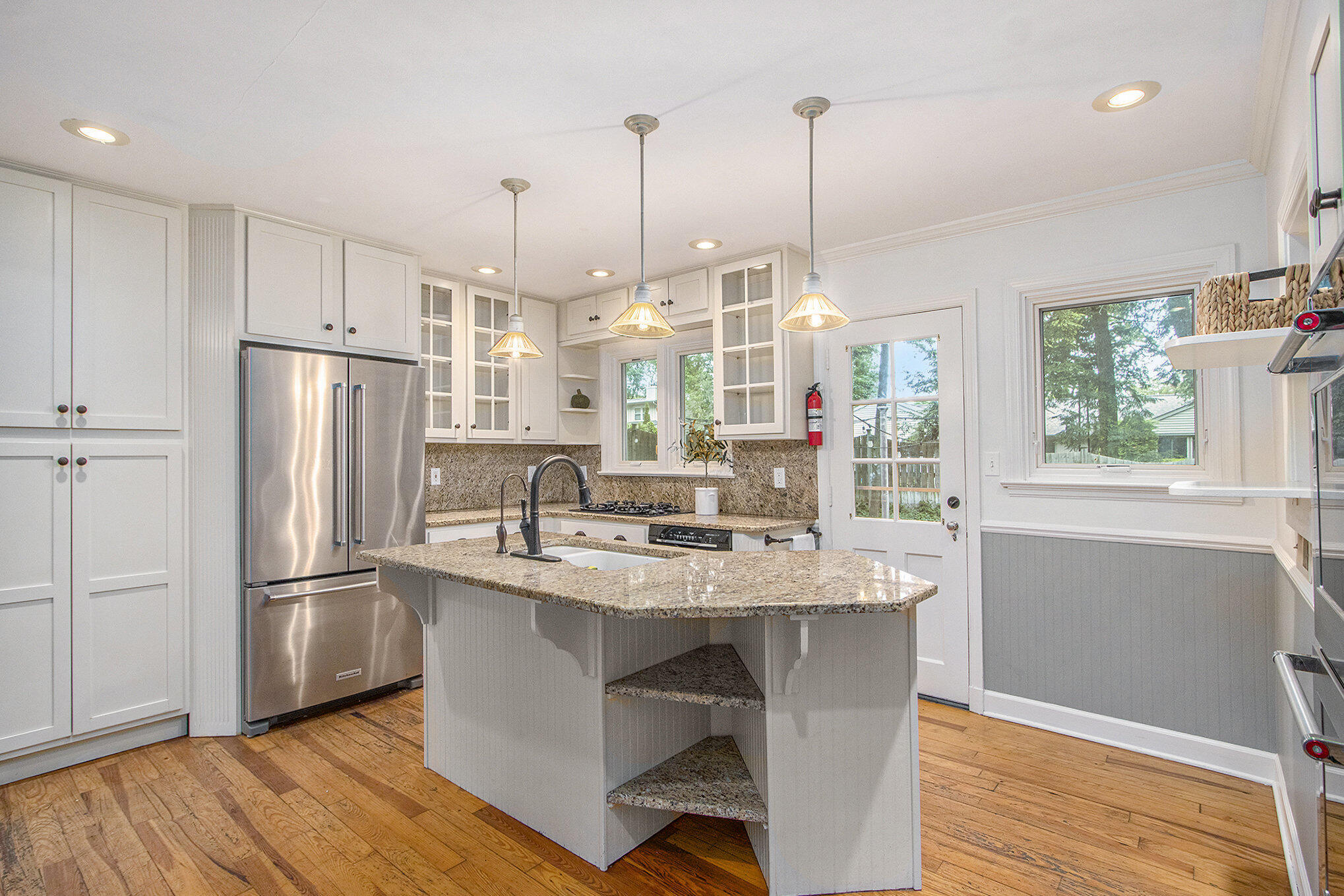 Kalamazoo, Michigan 49008, United States, 4 Bedrooms Bedrooms, ,3 BathroomsBathrooms,Residential,Active,133524