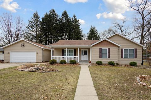 319 Clark Street, Decatur, MI 49045 - MLS#: 25010512