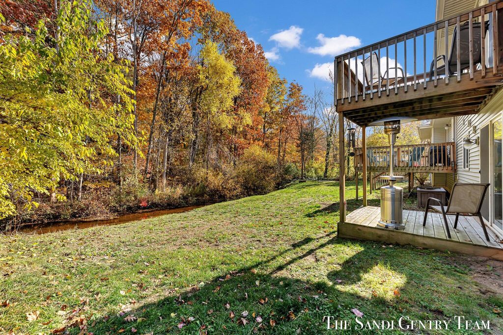 Photo of 14001 Ridgewood Drive, Holland, MI 49424 (MLS # 25057694)