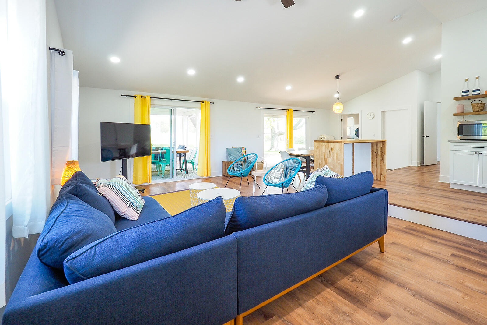 10671 California Road