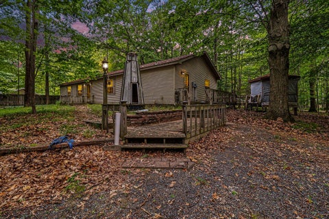 Photo of 6911 W Beech Street, Ludington, MI 49431 (MLS # 26044502)