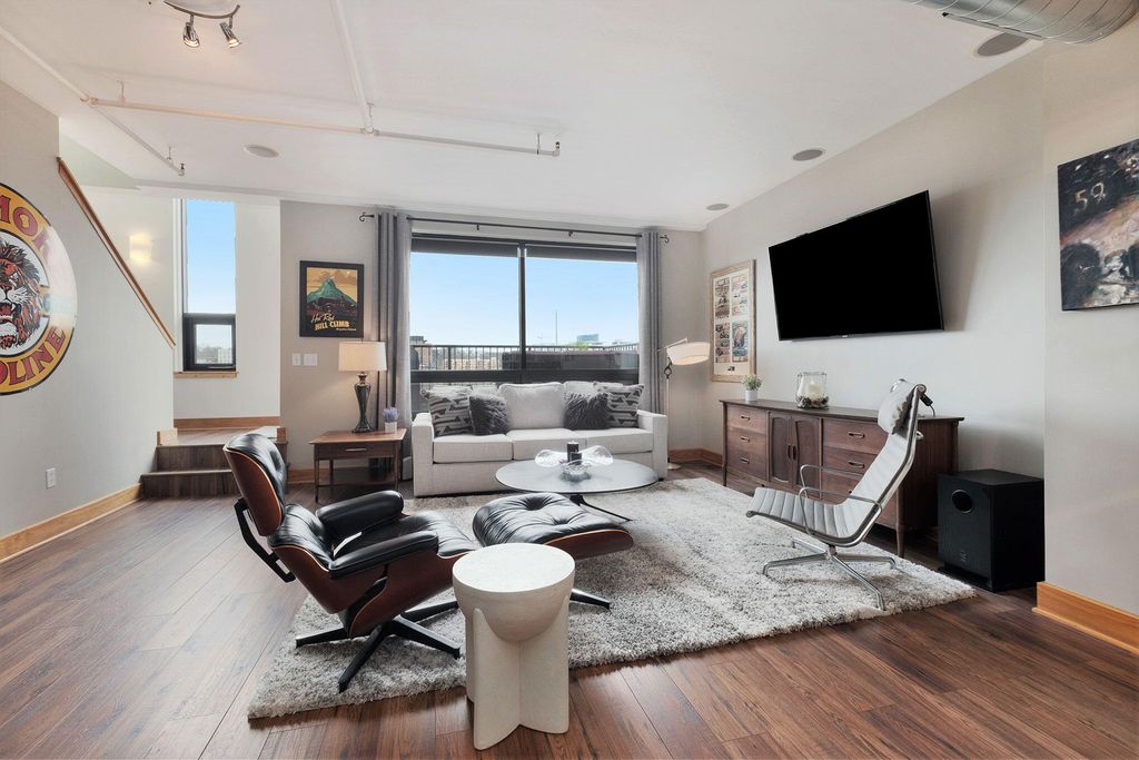 Photo of 600 Broadway Avenue NW #608, Grand Rapids, MI 49504 (MLS # 23011095)