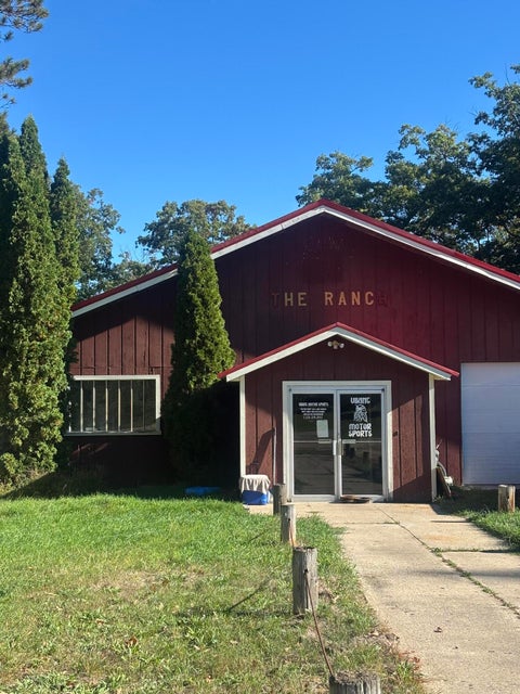 Photo for 9051 N Woodbridge Avenue