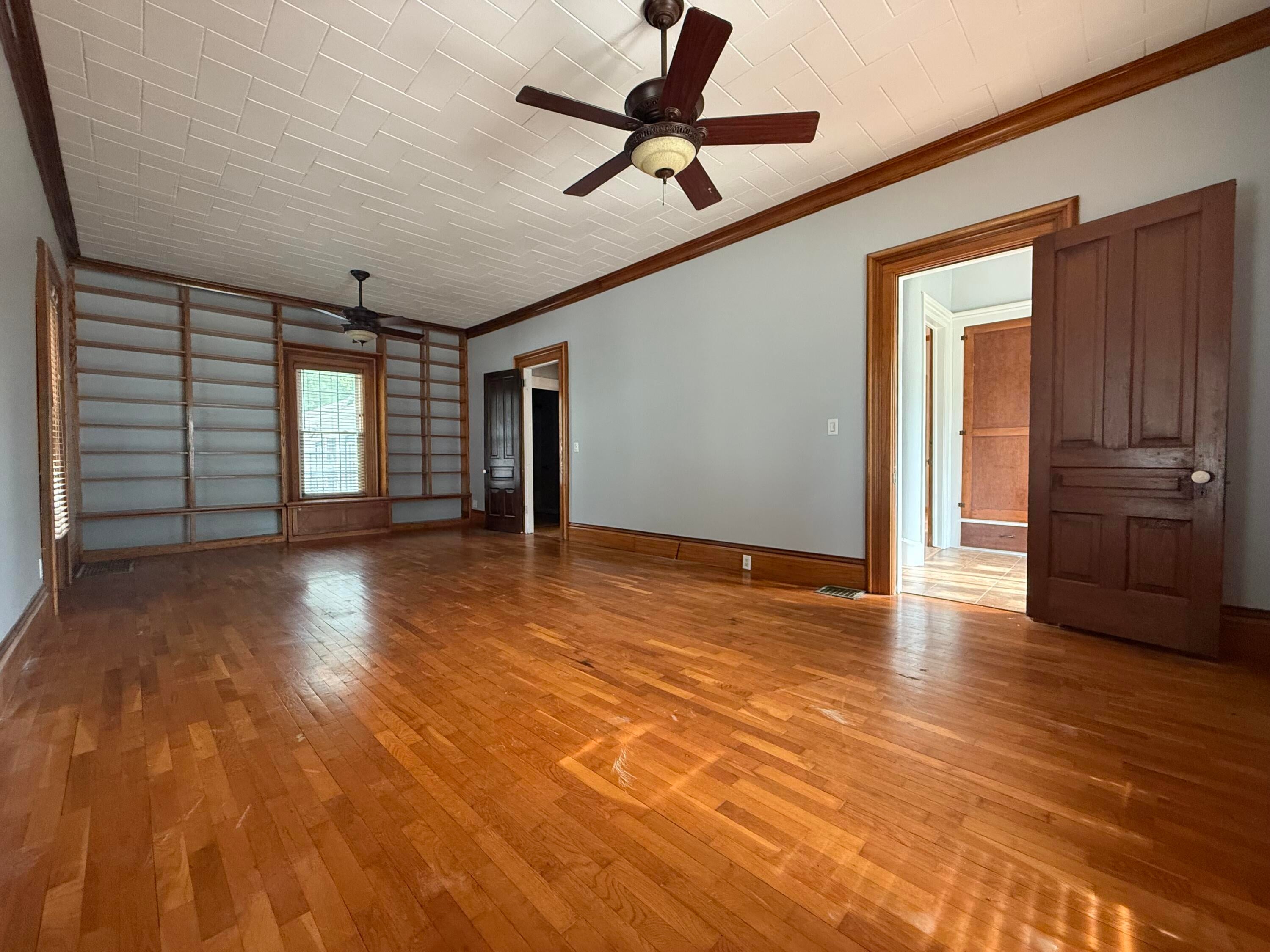 Listing 52