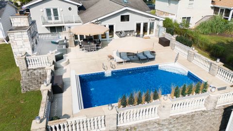 1116 Shore Drive New Buffalo MI 49117