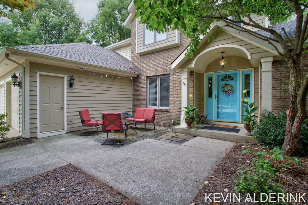 Photo of 1305 Augusta Court W, Holland, MI 49423 (MLS # 26042255)