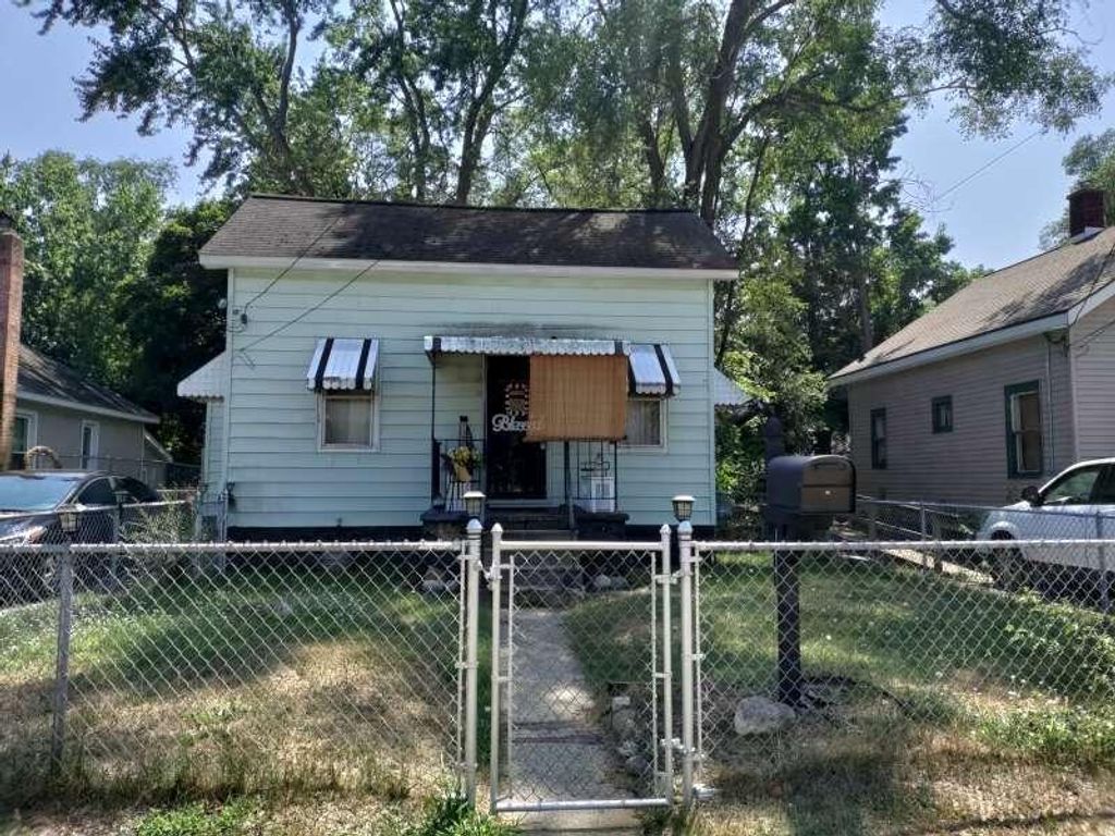 Photo of 1143 Amity Avenue, Muskegon, MI 49442 (MLS # 26001196)