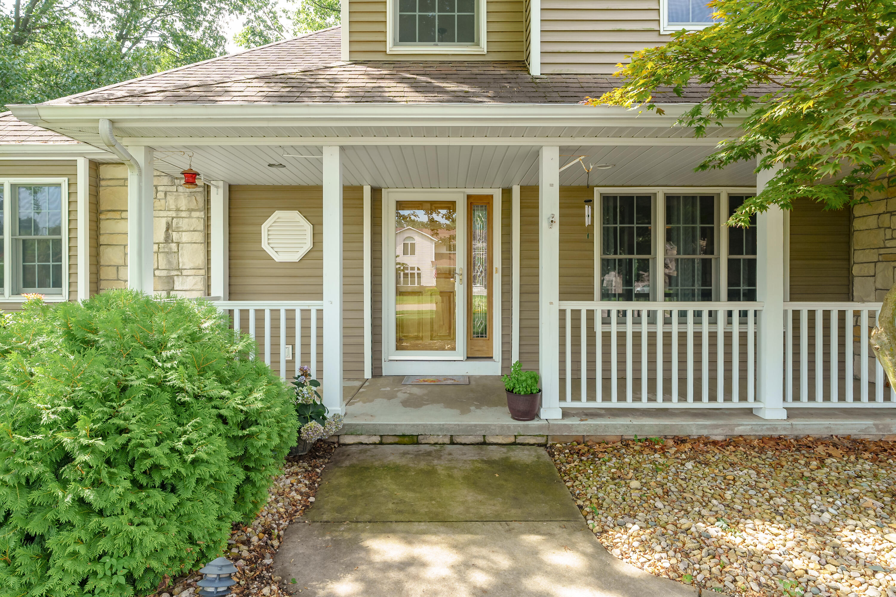5005 Deerwood Trail
