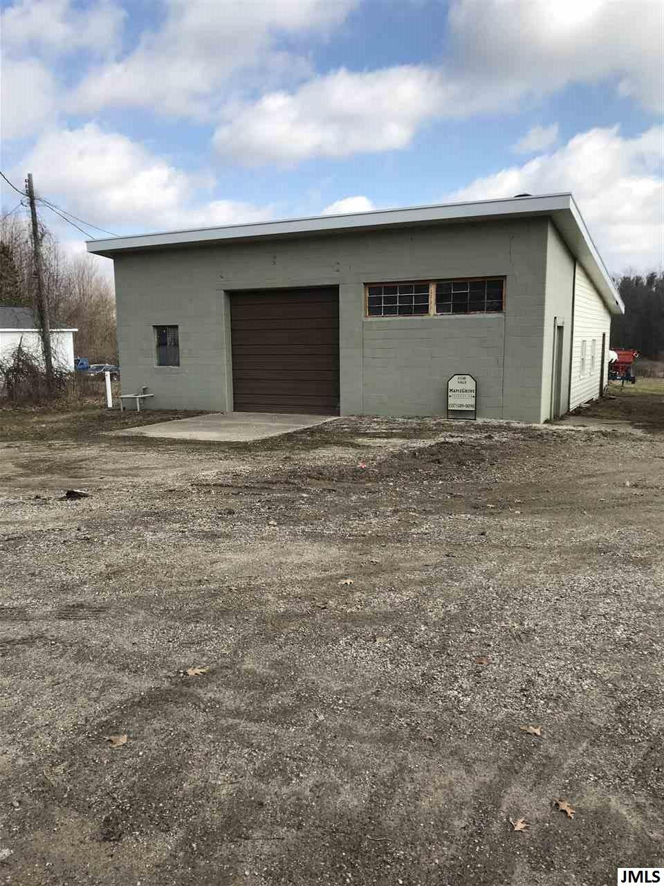 515 N Main St, Leslie, MI 49251 MLS 21032853 Listing Information