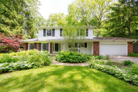 Photo for 1516 Bardstown Trail