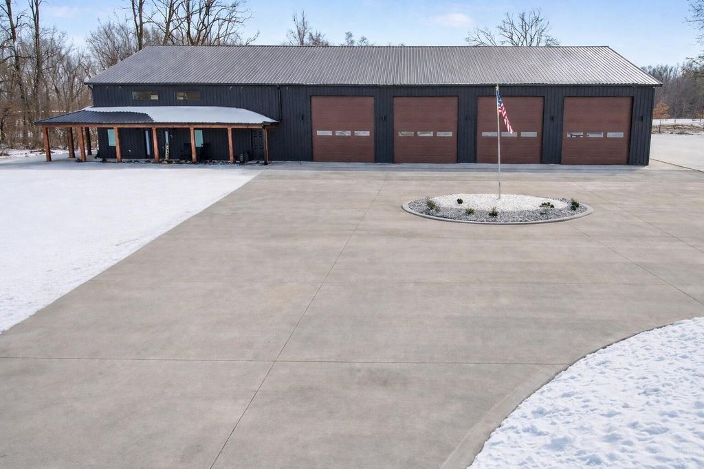 Photo of 17895 Marl Lake Road, White Pigeon, MI 49099 (MLS # 26005203)