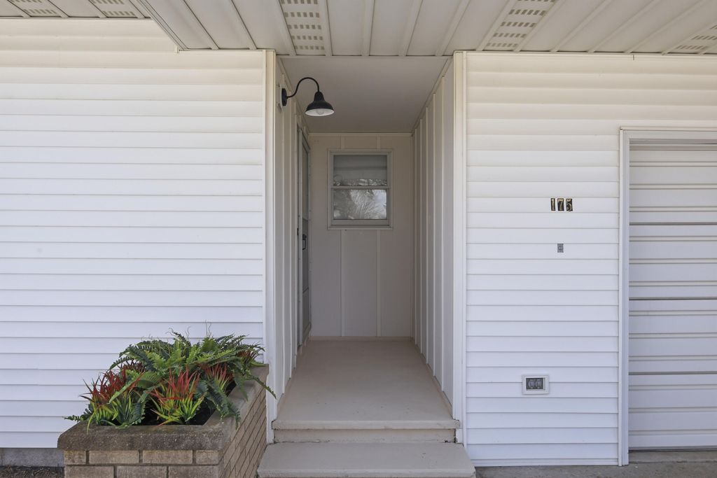 Photo of 175 S Hudnut Street, Barryton, MI 49305 (MLS # 26005708)