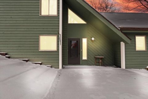 Photo of 6055 Shaftsburg Road, Williamston, MI 48895 (MLS # 26003587)