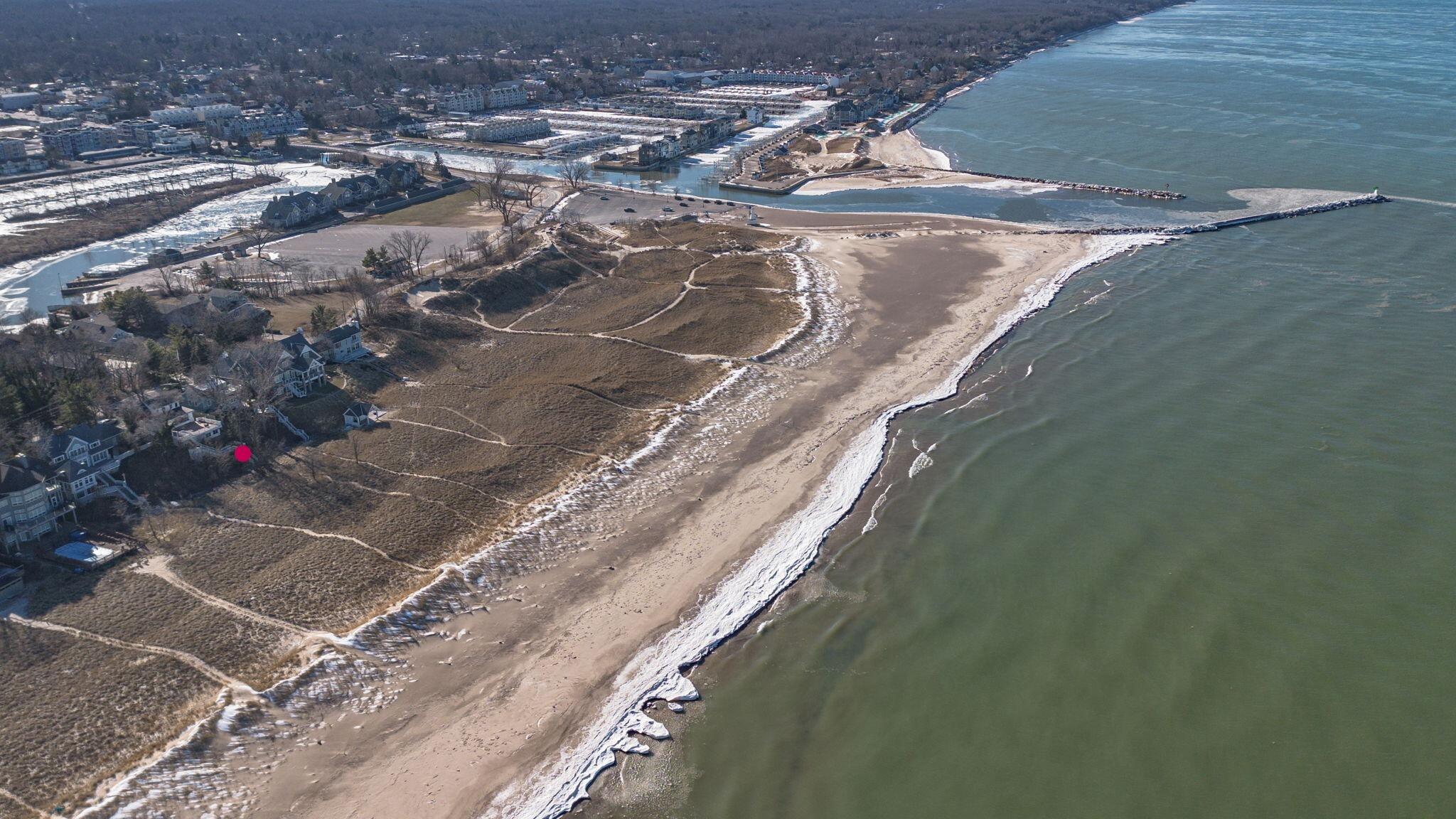 New Buffalo, Michigan 49117, United States, 2 Bedrooms Bedrooms, ,2 BathroomsBathrooms,Residential,Pending,18244