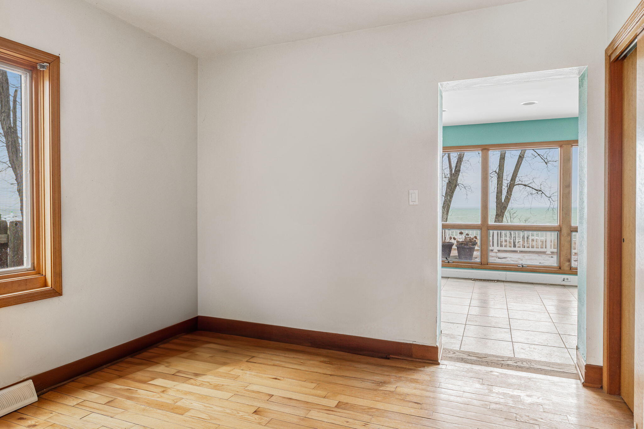 New Buffalo, Michigan 49117, United States, 2 Bedrooms Bedrooms, ,2 BathroomsBathrooms,Residential,Pending,18244