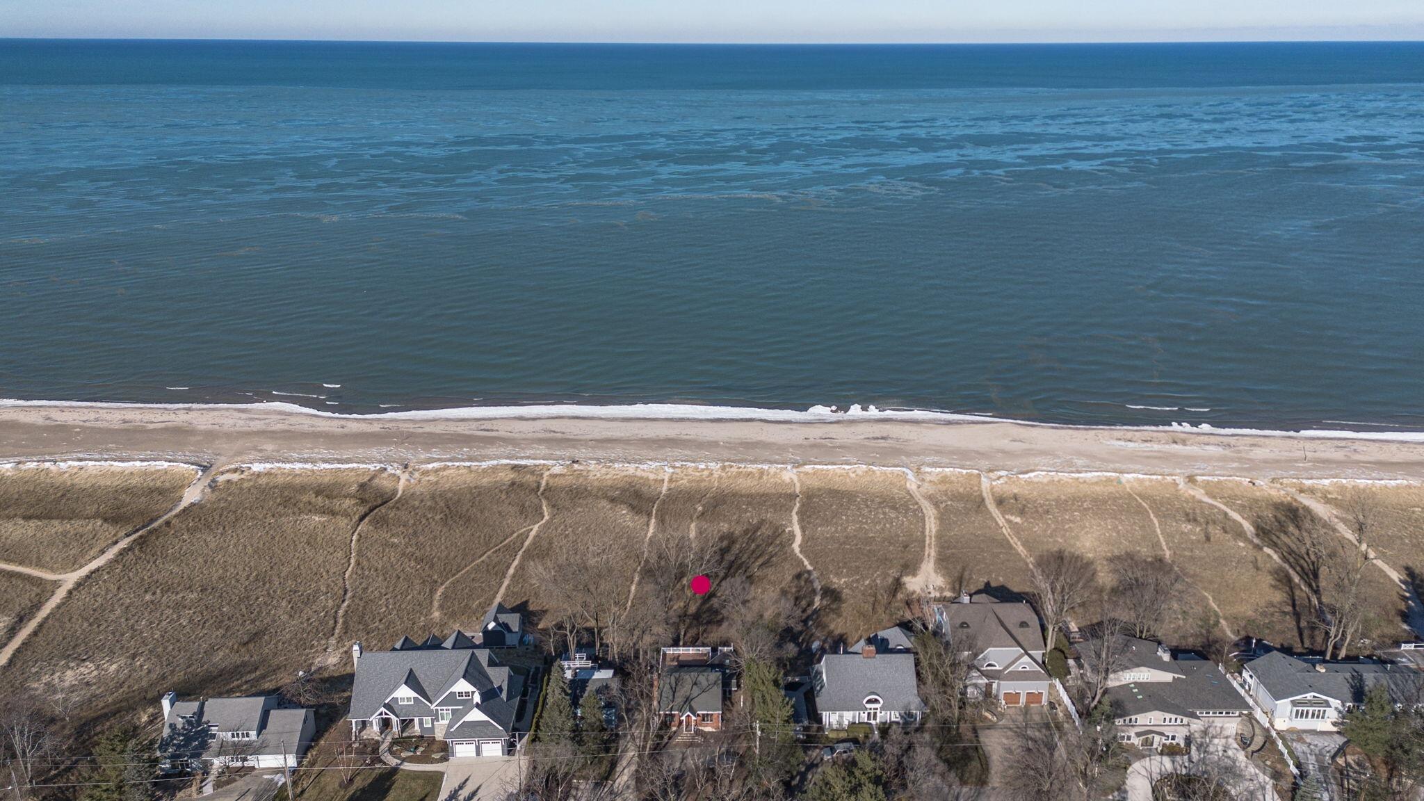 New Buffalo, Michigan 49117, United States, 2 Bedrooms Bedrooms, ,2 BathroomsBathrooms,Residential,Pending,18244