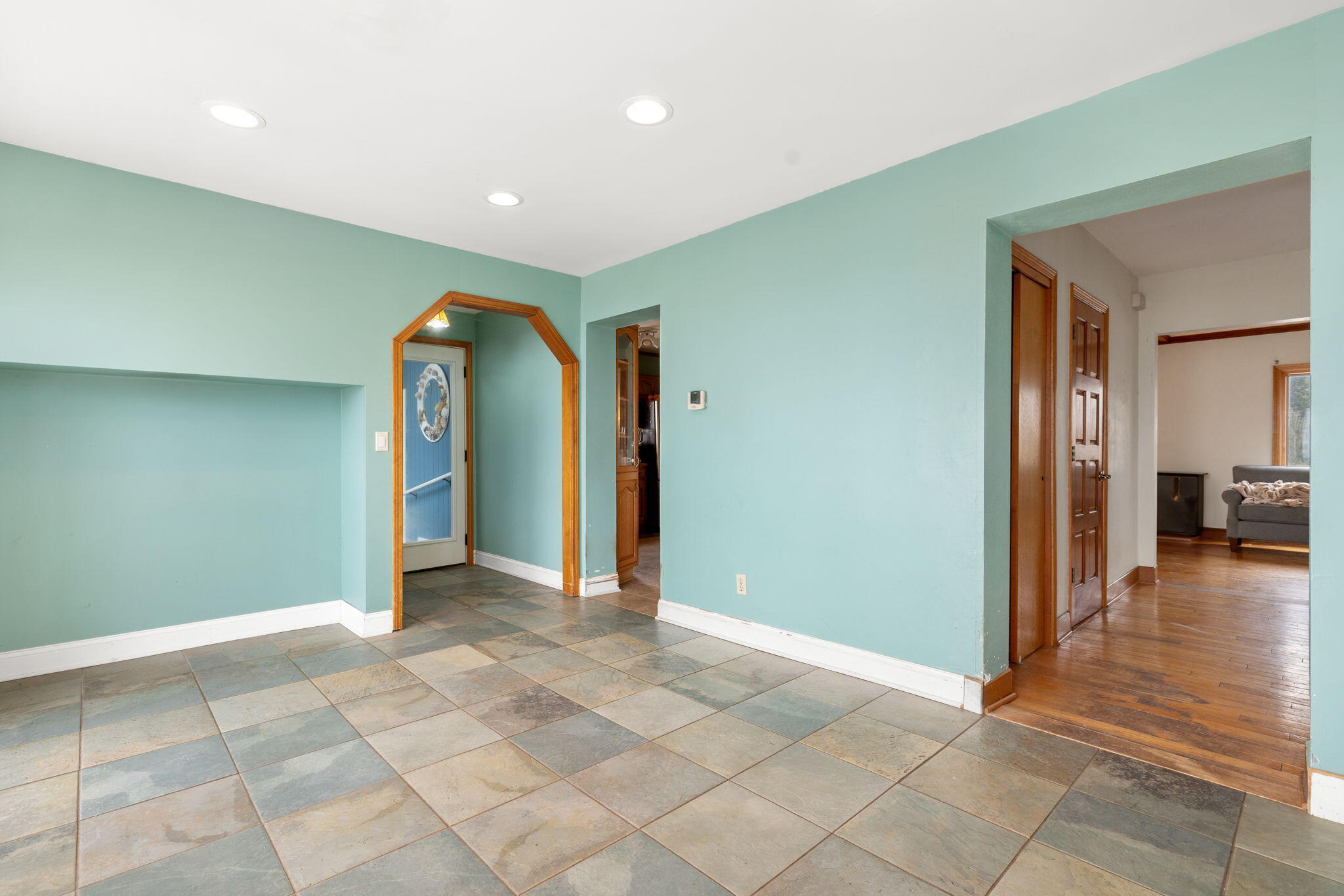 New Buffalo, Michigan 49117, United States, 2 Bedrooms Bedrooms, ,2 BathroomsBathrooms,Residential,Pending,18244