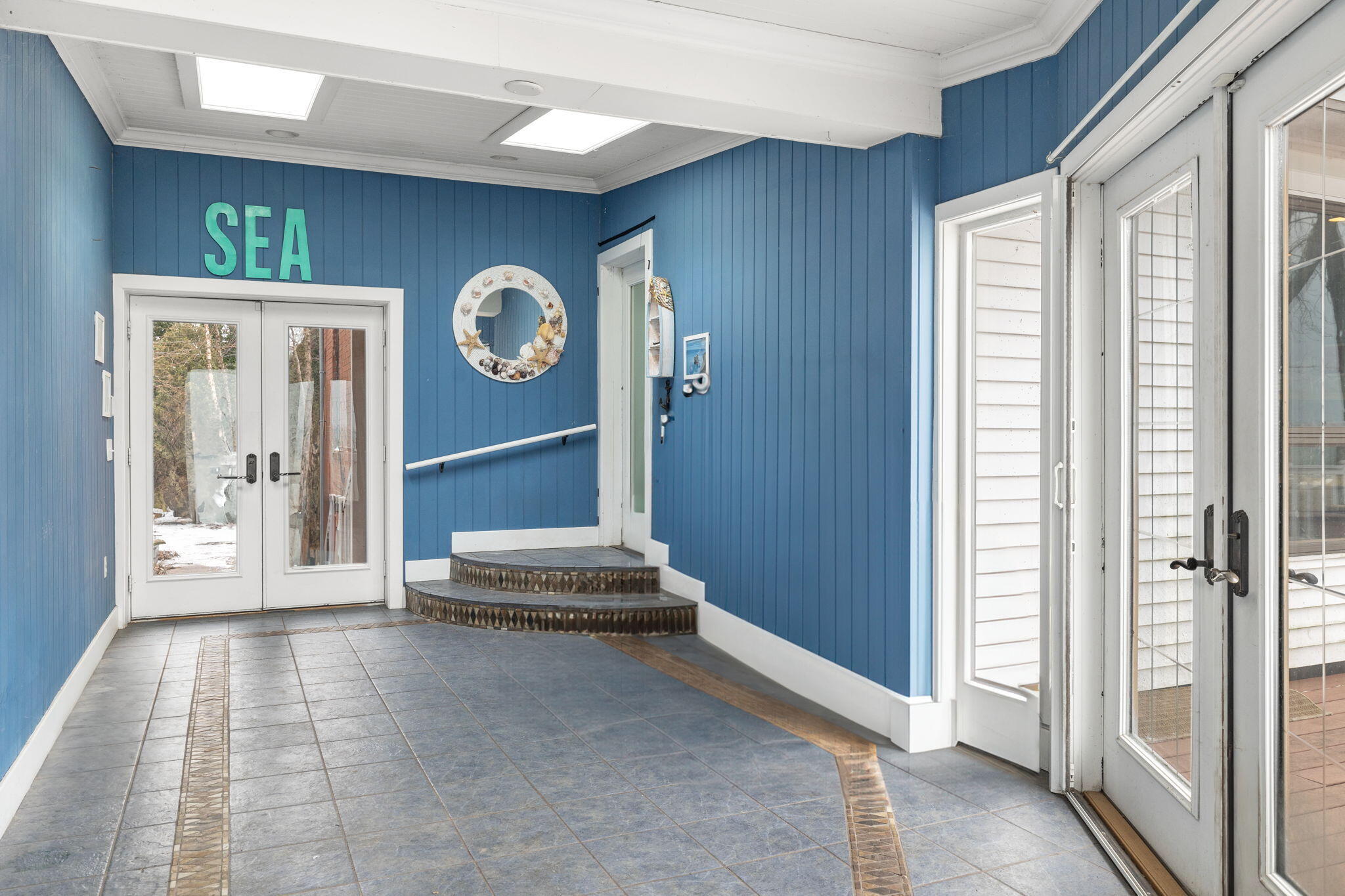 New Buffalo, Michigan 49117, United States, 2 Bedrooms Bedrooms, ,2 BathroomsBathrooms,Residential,Pending,18244