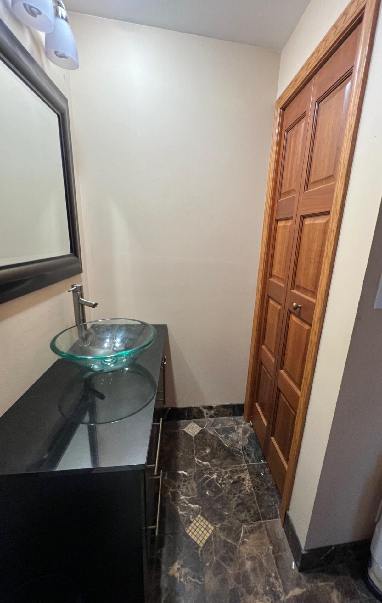 New Buffalo, Michigan 49117, United States, 2 Bedrooms Bedrooms, ,2 BathroomsBathrooms,Residential,Pending,18244