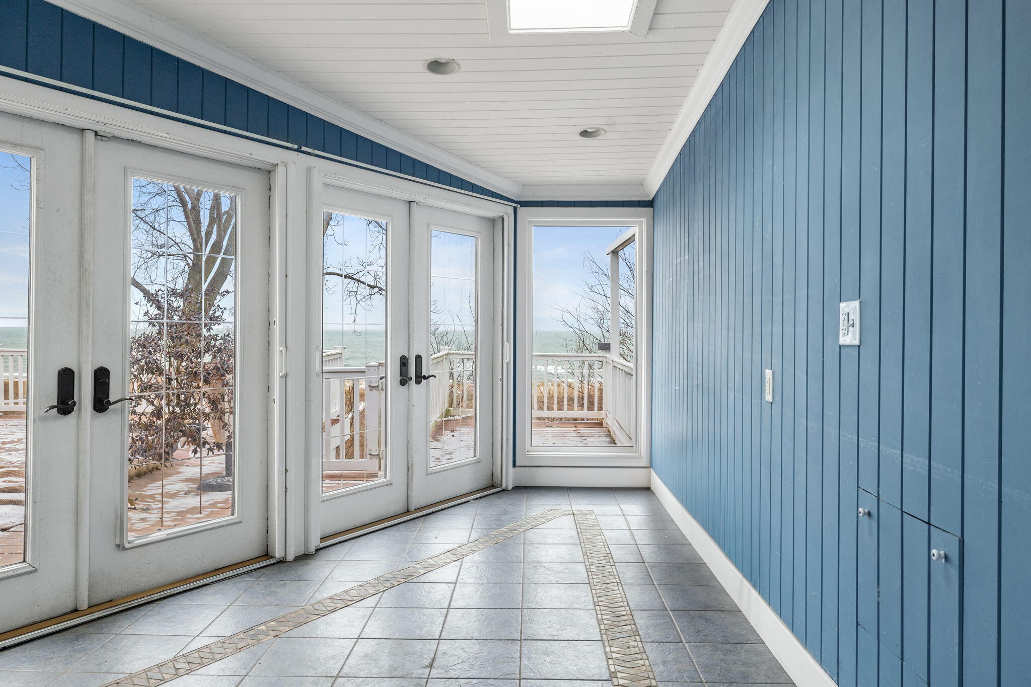 New Buffalo, Michigan 49117, United States, 2 Bedrooms Bedrooms, ,2 BathroomsBathrooms,Residential,Pending,18244