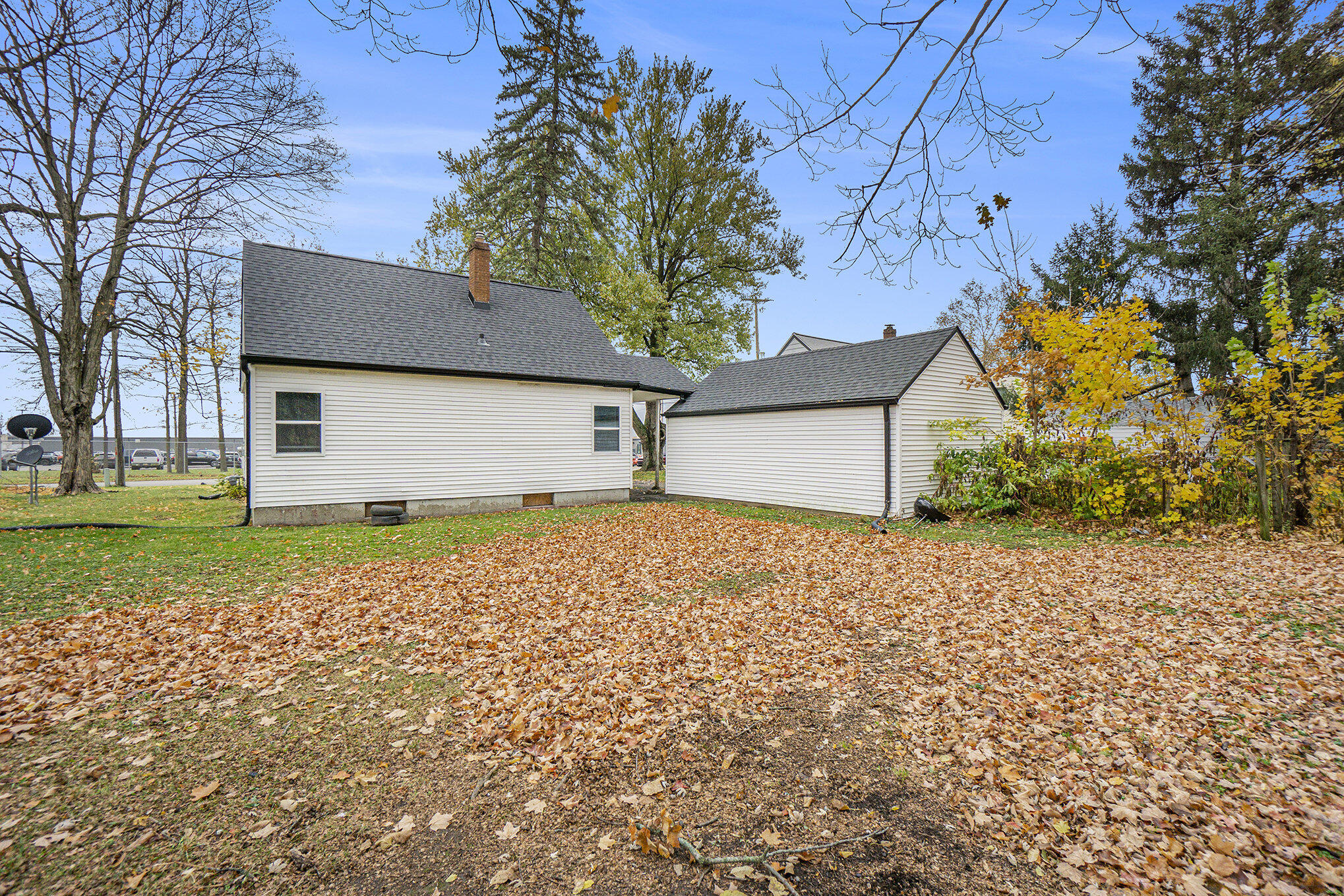 Kalamazoo, Michigan 49001, United States, 3 Bedrooms Bedrooms, ,1 BathroomBathrooms,Residential,Active,33093