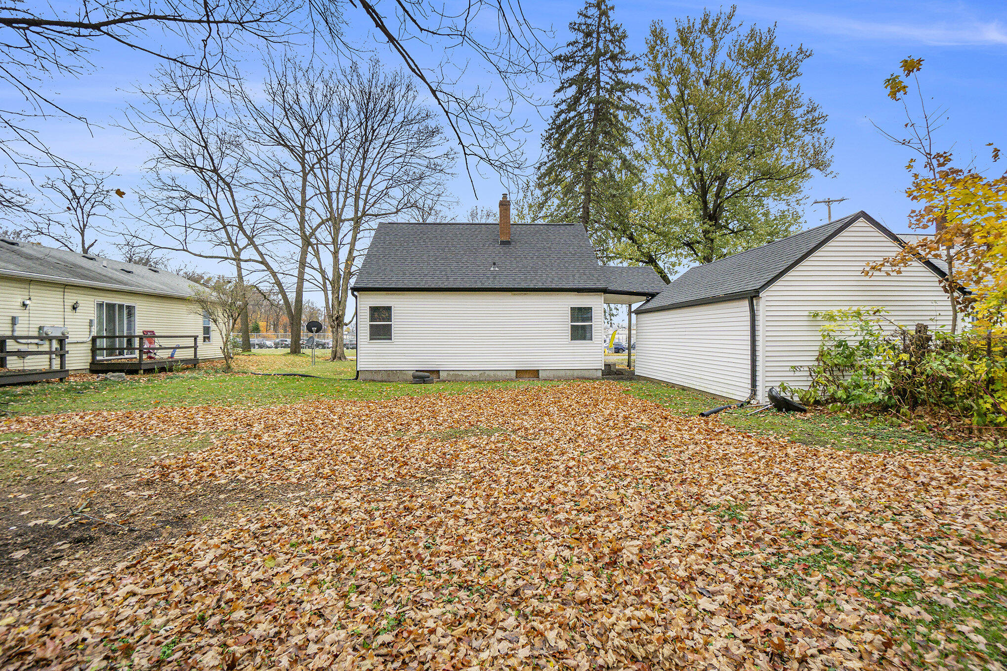 Kalamazoo, Michigan 49001, United States, 3 Bedrooms Bedrooms, ,1 BathroomBathrooms,Residential,Active,33093