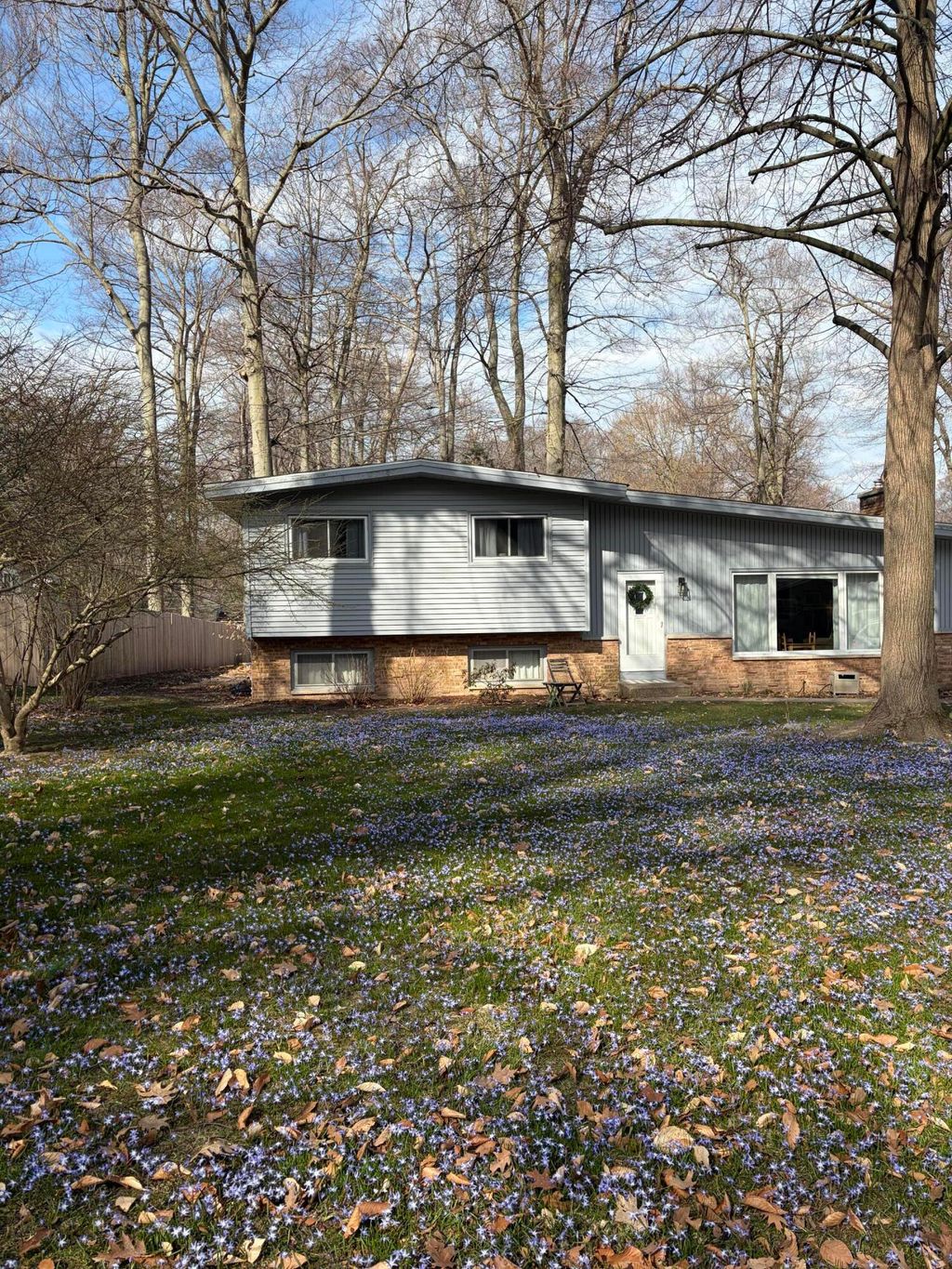 Photo of 322 Roosevelt Avenue, Holland, MI 49424 (MLS # 26015080)