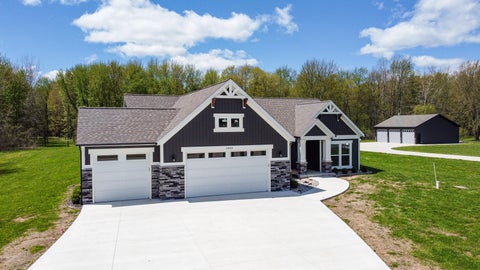 Photo for 1885 Shaw Road