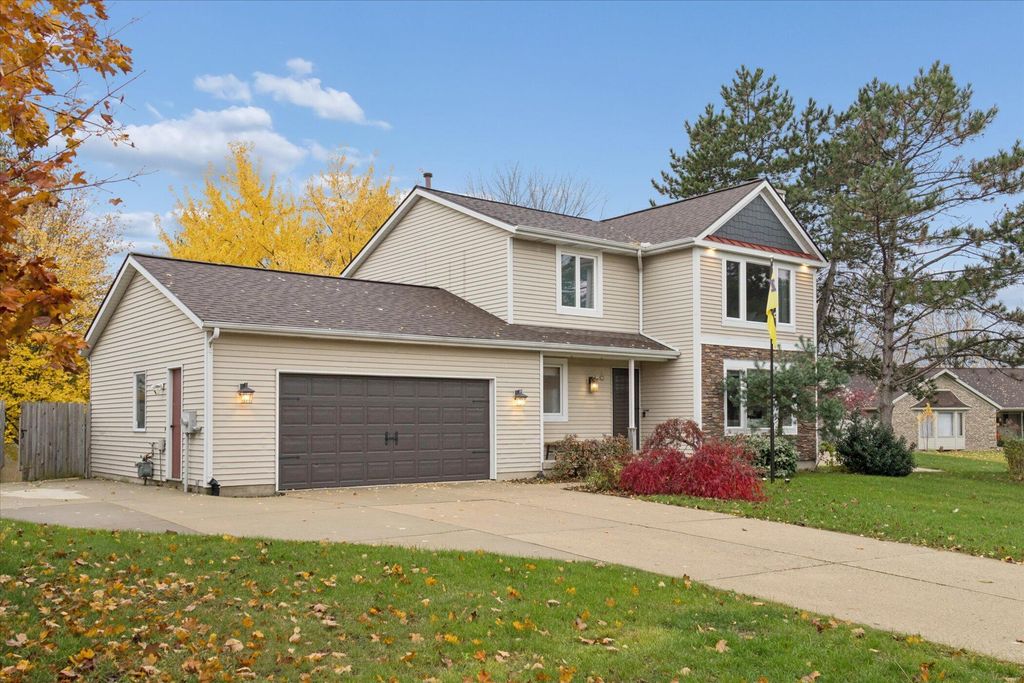 Photo of 2956 Florence Drive SW, Wyoming, MI 49418 (MLS # 26005443)