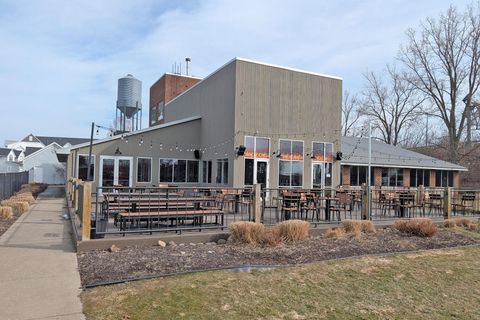 Photo of 971 W Savidge Street, Spring Lake, MI 49456 (MLS # 26012089)