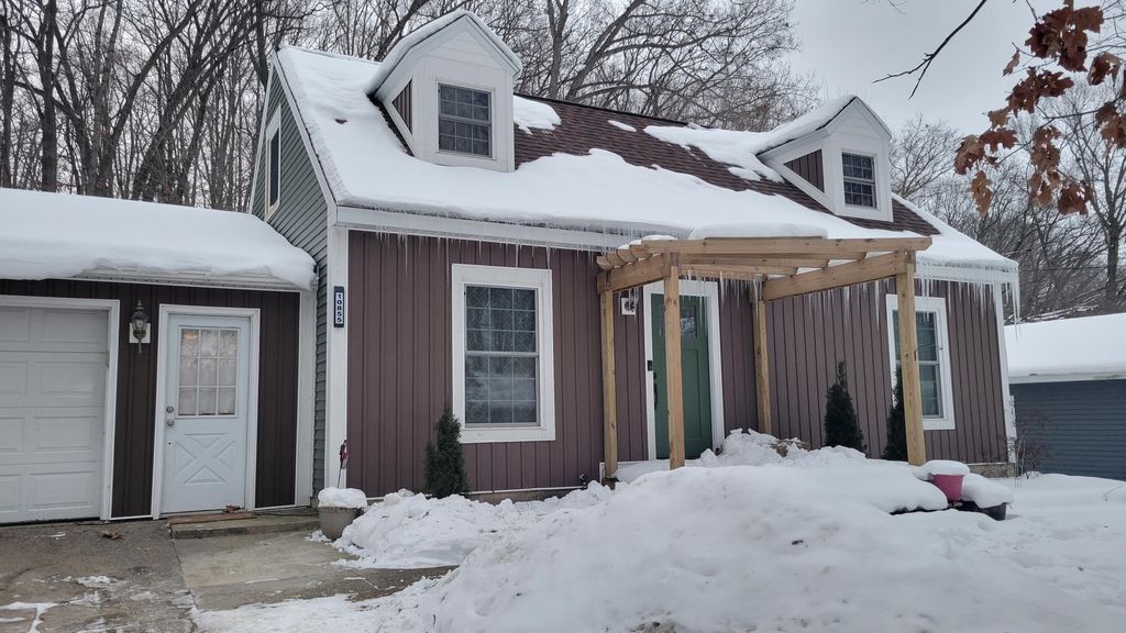 Photo of 10855 Woodbushe Drive SE, Lowell, MI 49331 (MLS # 26004617)