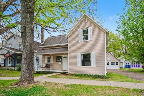 Photo of 639 Ely Street, Allegan, MI 49010 (MLS # 26021885)